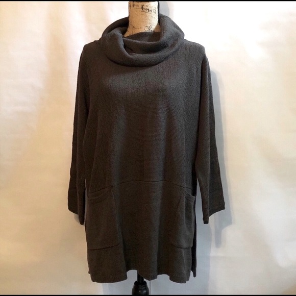 SOLD - Picture 2 of 8